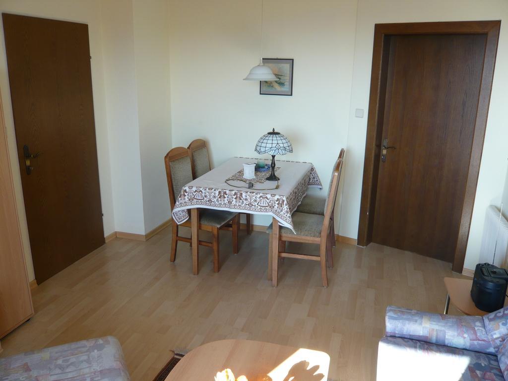 Appartementhaus Karawankenpromenade Velden am Woerthersee Bilik gambar